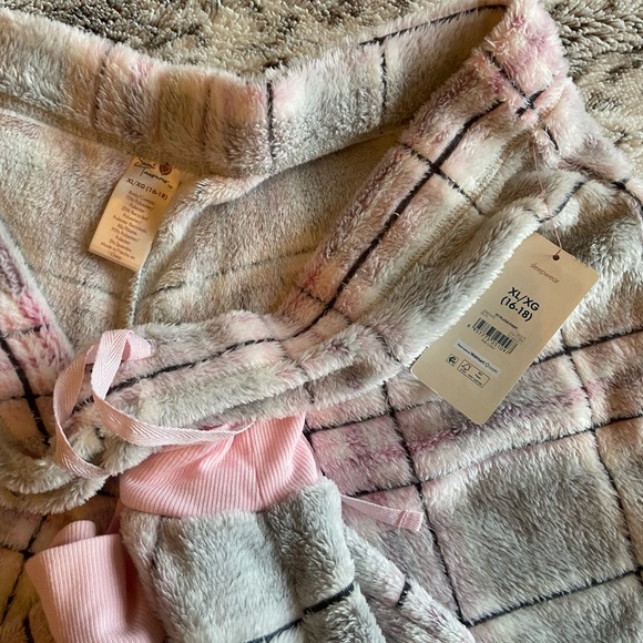 Fuzzy PJ Pants 🩷🩶 NWT Size XL - Picture 2 of 2